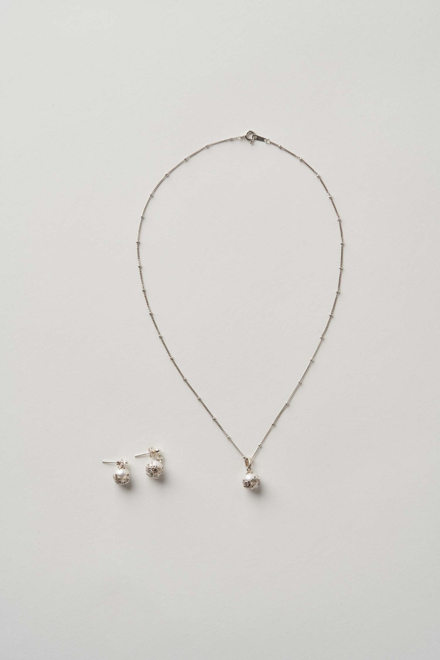 Hyangro Celadon Jewellery Set – Necklace & Earrings (2 options)