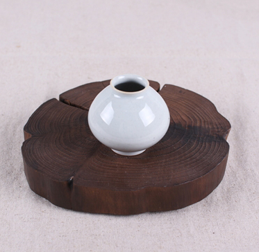Miniature Joseon White Porcelain Moon Jar Vase (Ø5.5 × H5cm)