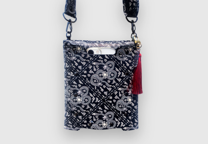 Bi-ryong Seungundo Mini Crossbody bag