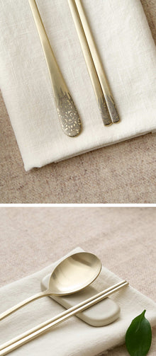 Royal Baekje Spoon & Chopstick Set – Spoon Handle Detail | PEUM Korean Houseware