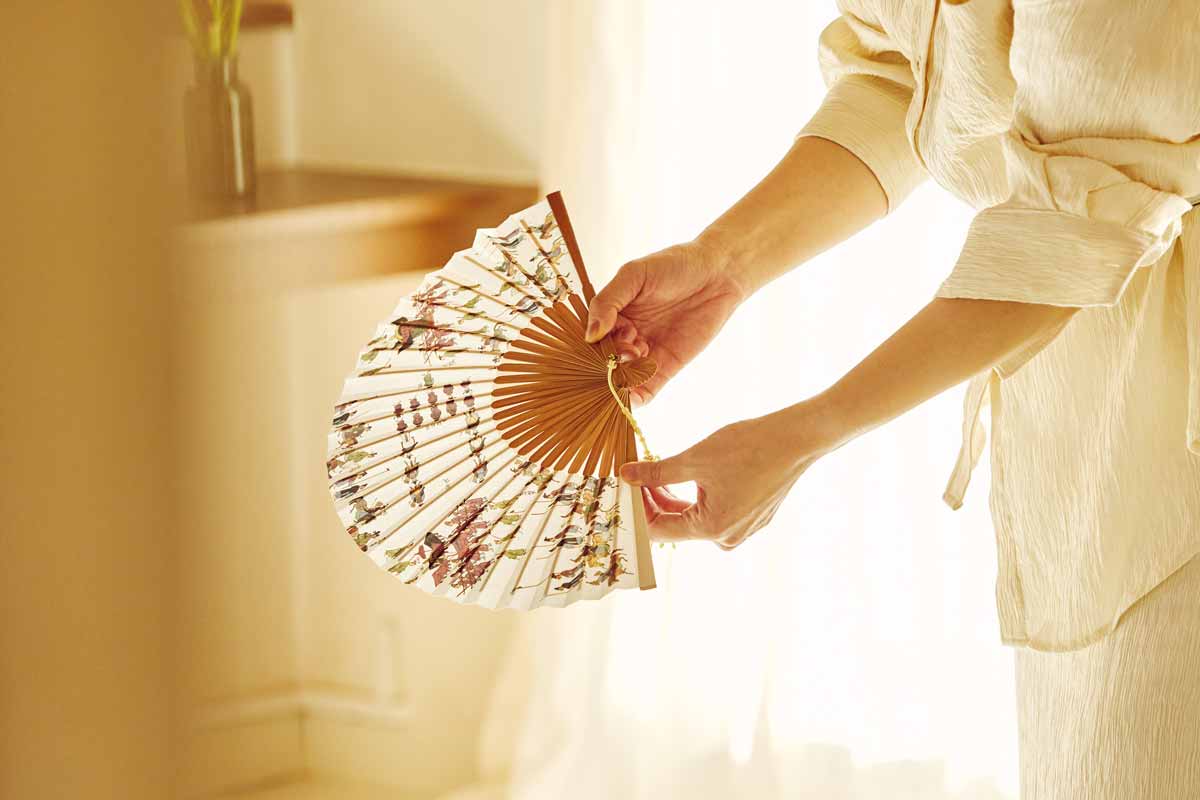 Traditional Folding Fan – Uigwe(의궤) Procession Illustration