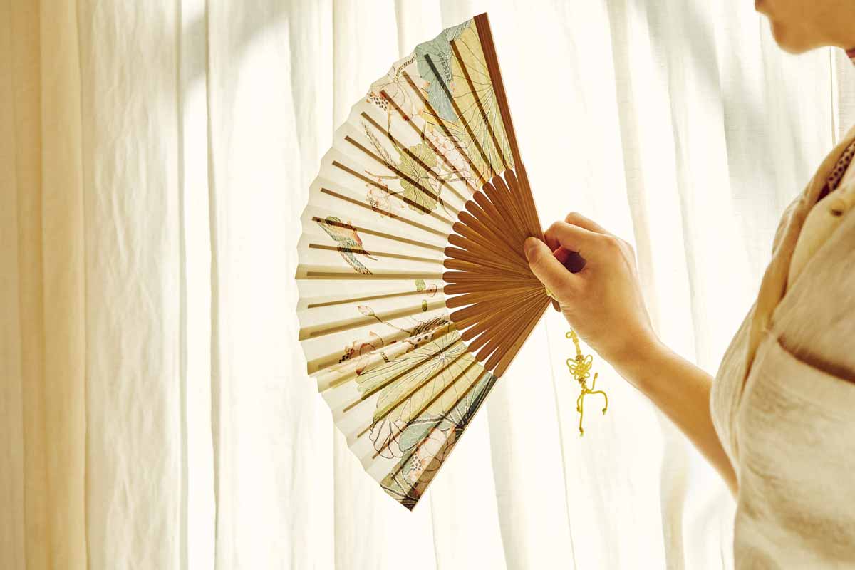 Traditional Korean Folding Fan – Lotus Design