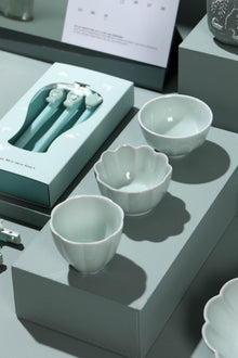 MU:DS x MUJAGI Celadon Cup Set – Cups in Natural Light on Wood Surface | PEUM Korean Houseware