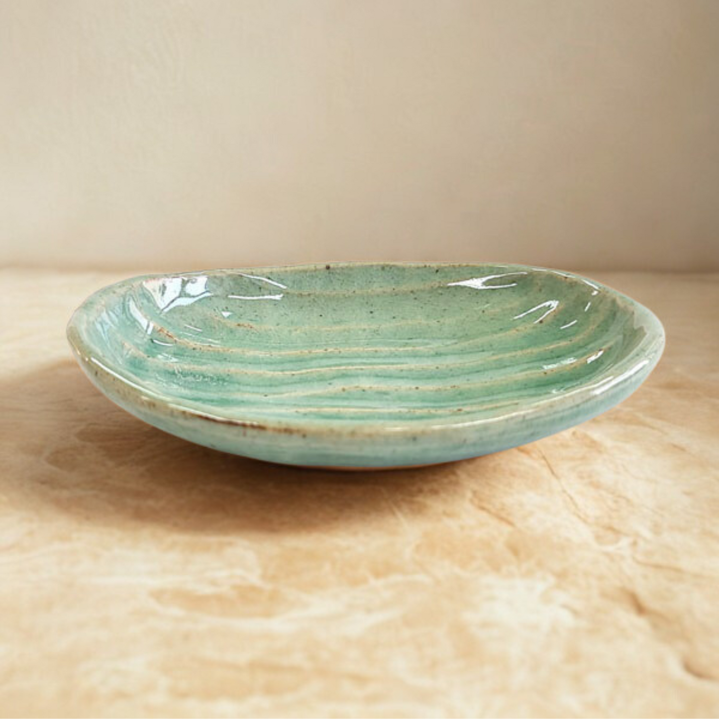 Cheong-a Leaf Plate – 16cm