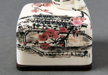 Magpie-Tiger & Sungnyemun Music Box – Sungnyemun gate base detail | PEUM Korean Houseware