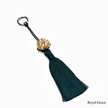 Pumpkin Knot Norigae Monochrome – Maedeup Knot Close-Up | PEUM Korean Houseware