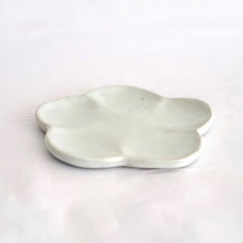 Flower Plate 15cm – Pink Glaze Variant | PEUM Korean Houseware