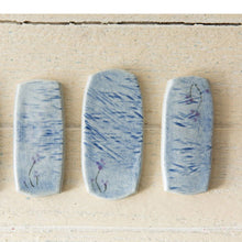 Blue Flower Garden Chopstick Rest Small – Full View, Chohwa Pattern | PEUM Korean Houseware