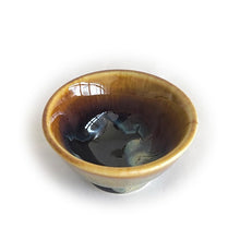 Winding Stream Glaze Tea Cup – Side profile showing glaze cascade | PEUM Korean Houseware
