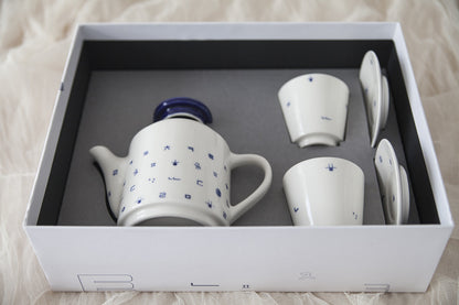 Sorosi Hangeul Alphabet Pattern Teapot Gift Set (Teapot and 2 Cups)