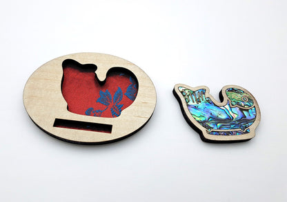 Mother of Pearl Inlay Brooch