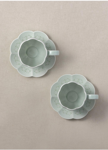 Goryeo Celadon Chrysanthemum Cup and Saucer Set – Glaze Detail, Bisaek Depth | PEUM Korean Houseware