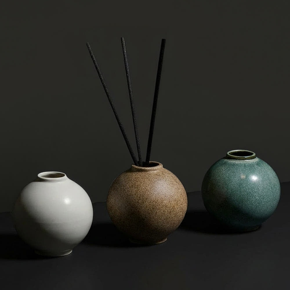 Moon Jar Diffuser Set – Celadon Glaze Variant, Reed Sticks | PEUM Korean Houseware