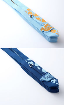 Turtle Ship Pleats Bag Small – Navy, Outdoor Carry Shot | PEUM Korean Houseware