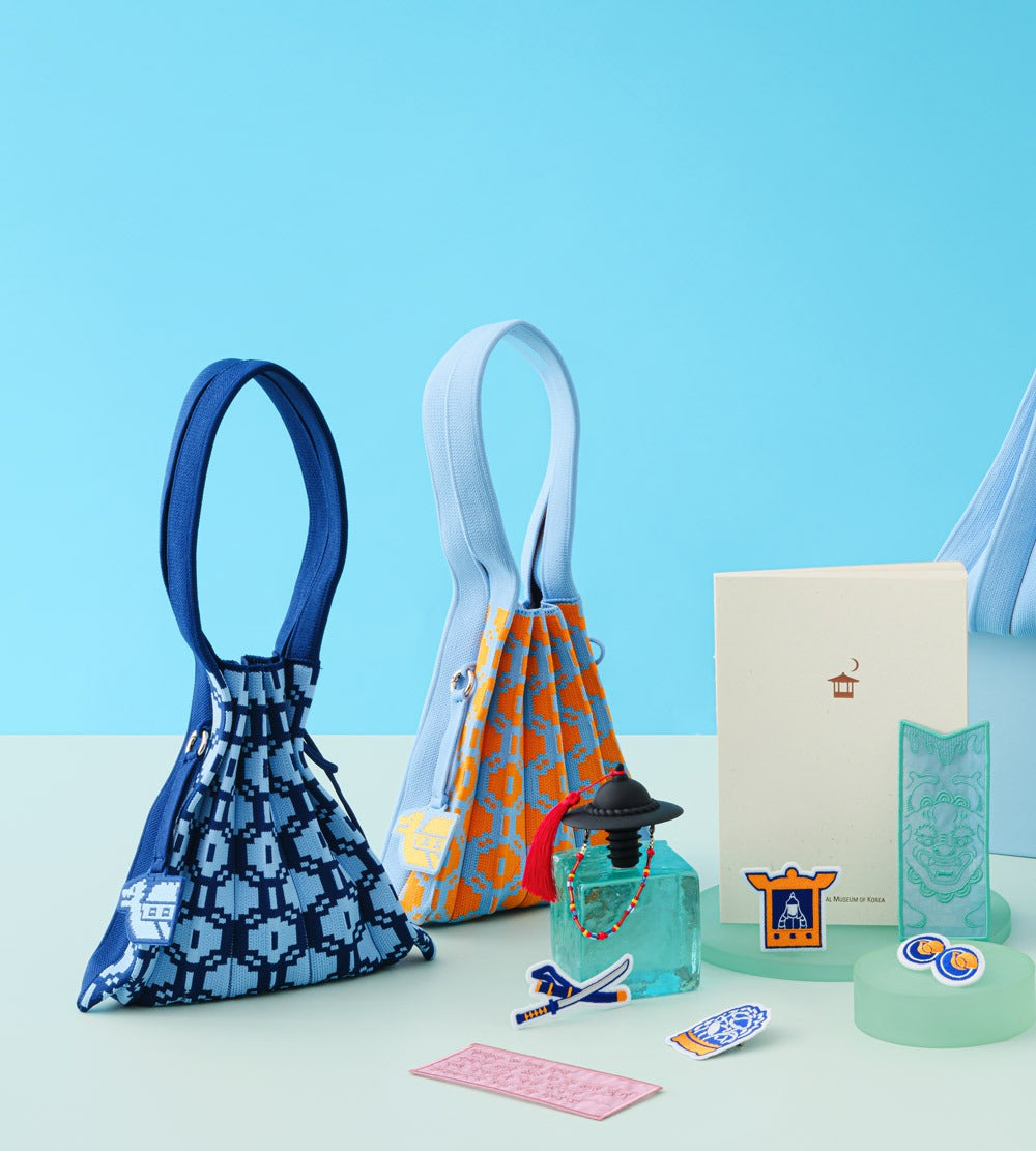 MU:DS x Joseph & Stacey - Lee Soon-shin Turtle Ship Pleats Bag (Small)