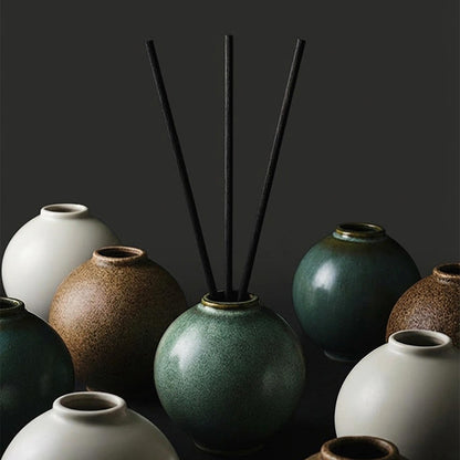 Moon Jar Diffuser Set – White Glaze Ceramic Vessel Detail | PEUM Korean Houseware