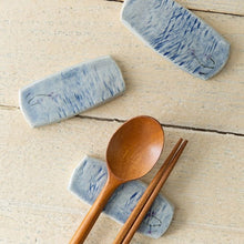 Blue Flower Garden Chopstick Rest Small – Size Reference, Ceramic Rest | PEUM Korean Houseware