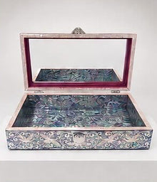 Twin crane slim jewellery box open, showing mirrored lid and nacre-lined interior – PEUM
