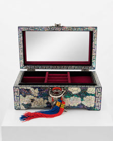 White pearl Mokdan peony jewellery box open, showing mirrored lid and velvet compartments – PEUM