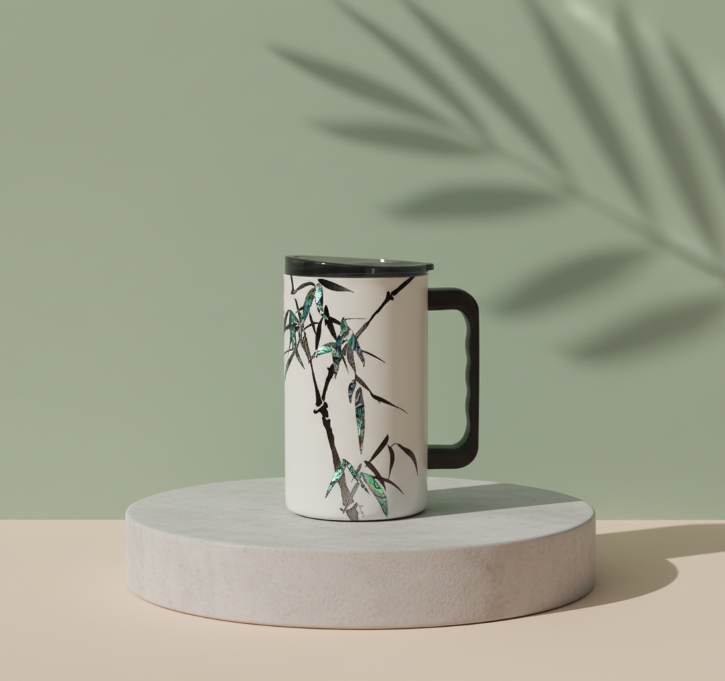 Jang-i Bamboo Mug – Side Profile, Iridescent Najeonchilgi Inlay | PEUM Korean Houseware