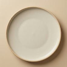 Flat Plate Wood Grain 19.5cm – Side profile showing flat low form | PEUM Korean Houseware